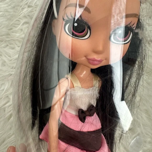 Yummi-Land Ice Cream Pop Girls-nikki neapolitan with accessories. - Picture 2 of 6